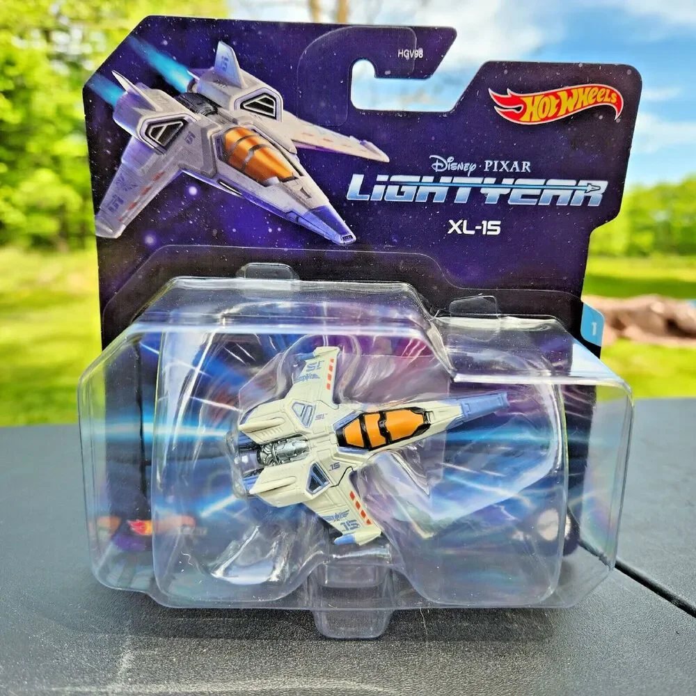 Disney Pixar Hot Wheels Lightyear Diecast XL-15 Fighter, XL-01, Zurg Fighter (3)